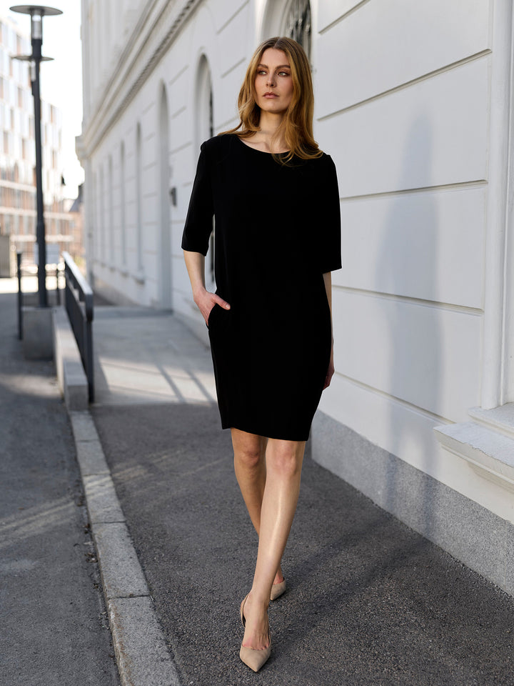 Biela Dress