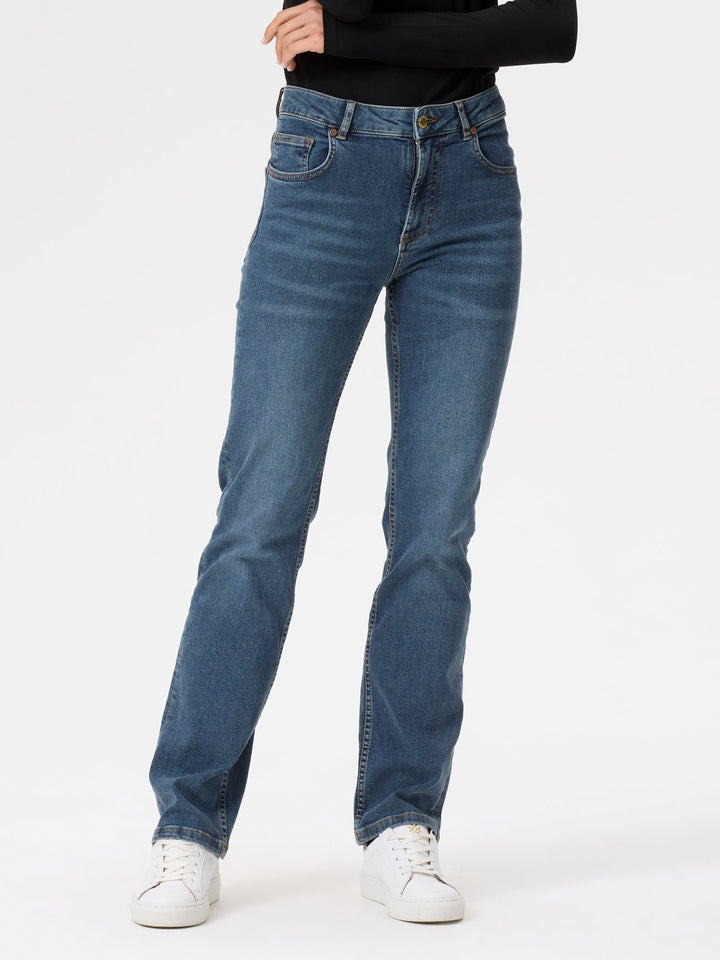 Leah Jeans