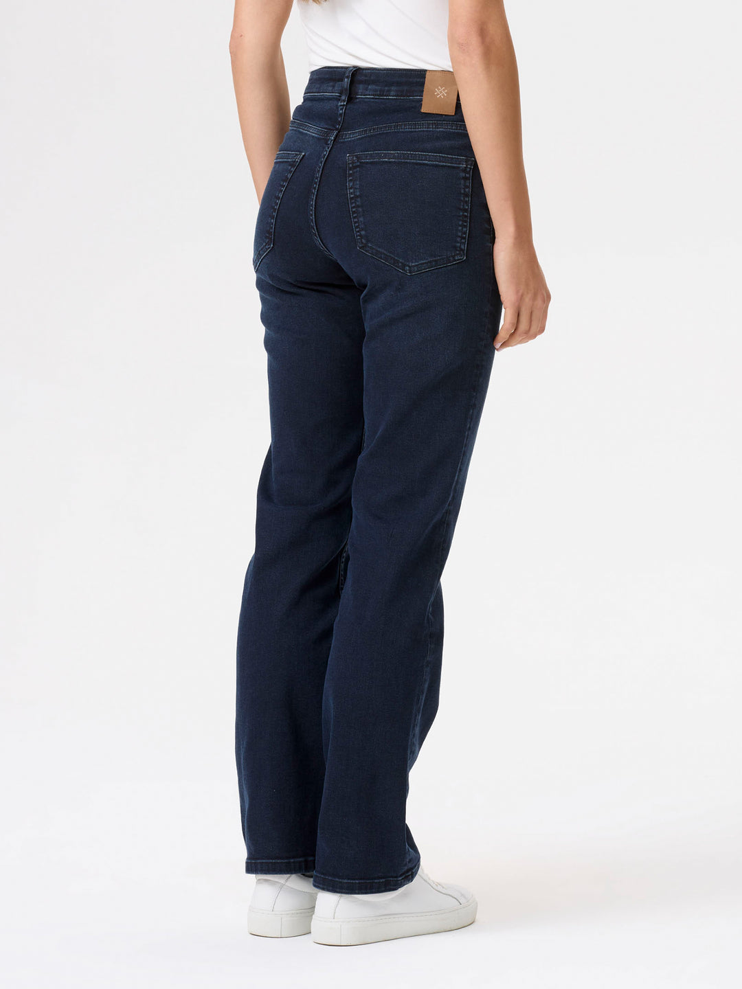 Leah Jeans